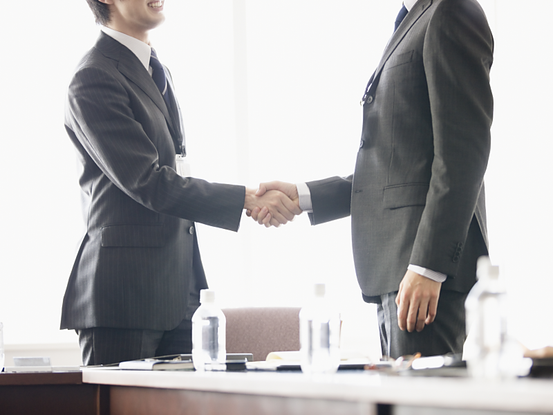 スマート建機｜ＮＦＴとブロックチェーンの仕組みを活用し不正転売や、海外への不正輸出などを完全防止！所有権履歴情報などを一元管理して資産としての建設機械の管理・保全を実現。所有者・所有権を確認することができ、建設機械の売買のおける取引の正常化が可能です